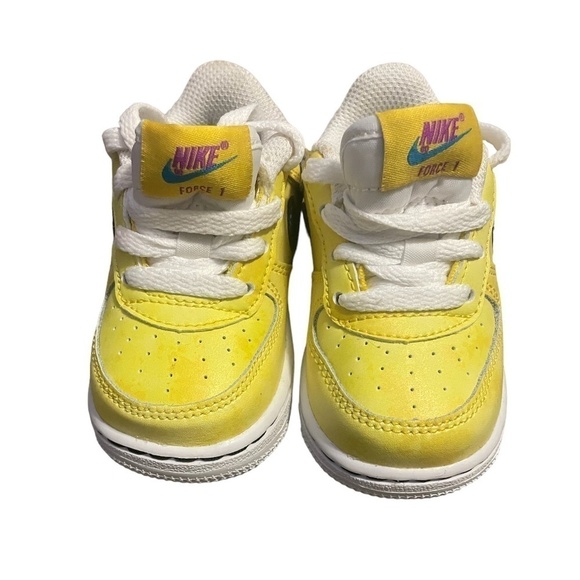 NWOT NIKE Air Force 1 Peace Love Basketball Athletic Shoe Toddler Size 4C Yellow - Picture 1 of 10